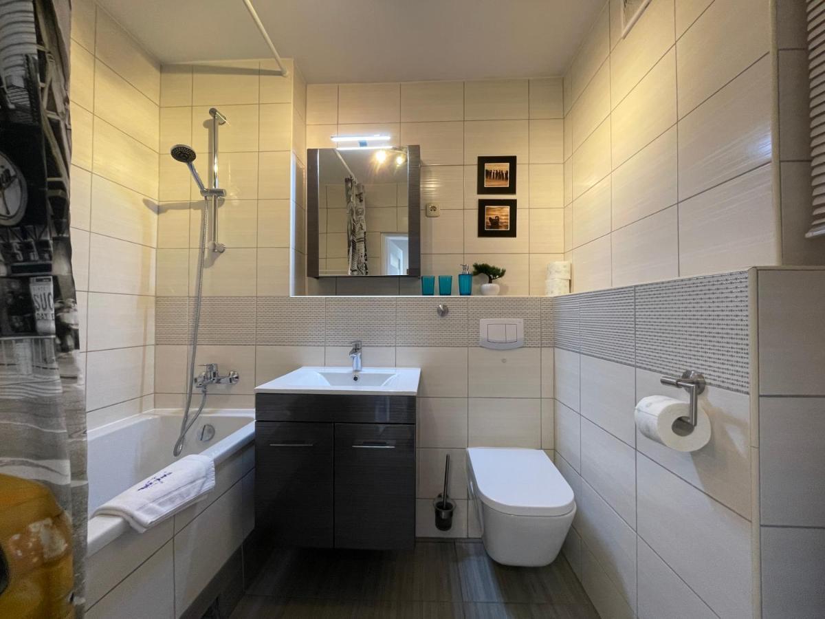 Wolin-Travel Apartament Dom Przy Parku Misdroy Exterior foto