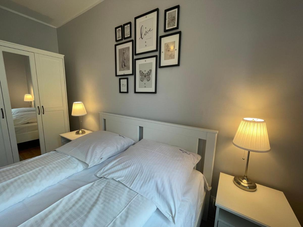 Wolin-Travel Apartament Dom Przy Parku Misdroy Exterior foto